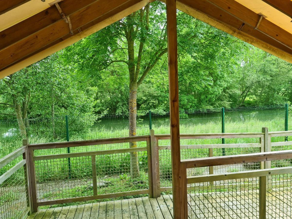Resort & Camping - Val De Braye Besse-sur-Braye Exterior photo
