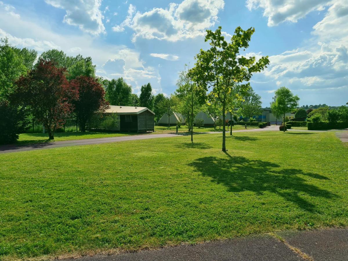 Resort & Camping - Val De Braye Besse-sur-Braye Exterior photo