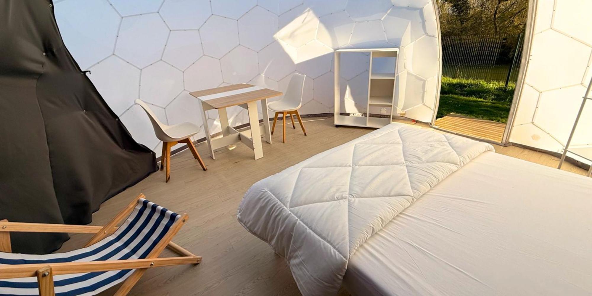 Resort & Camping - Val De Braye Besse-sur-Braye Exterior photo